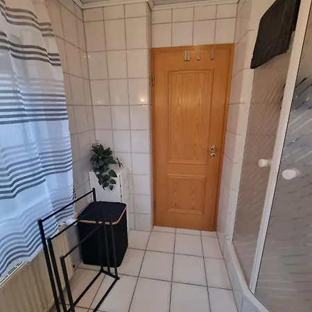 Gemuetliche In Bahnhofs Naehe *